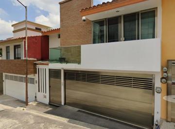 Casa de 3 habitaciones, Xalapa · Hermosa Casa en Xalapa, Invierte Hoy en La Casa de Tus Sueños.