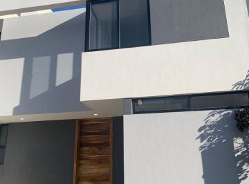 Casa de 3 habitaciones, Zapopan · Casa en Venta en Los Almendros 180 m²