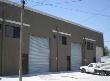 Bodega comercial · 250m² · 2 Estacionamientos · Bodega en Renta en Monterrey Centro Col Hidalgo