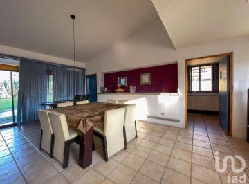 Casa · 390m² · 3 Recámaras · 2 Estacionamientos · Casa en Venta Al Sur - Poniente de Aguascalientes