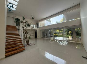 Casa de 5 habitaciones, Querétaro · Residencia en Venta de Gran Estilo Ubicada en Regency Jurica