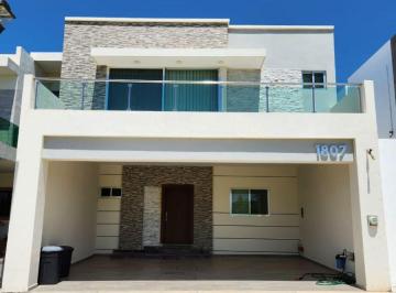 Casa de 3 habitaciones, Mazatlán · Casa en Venta en Altabrisa Residencial