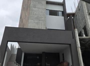 Casa de 3 habitaciones, Santiago · Casa Nueva en Venta en Álamo Sur en Santiago Nuevo León