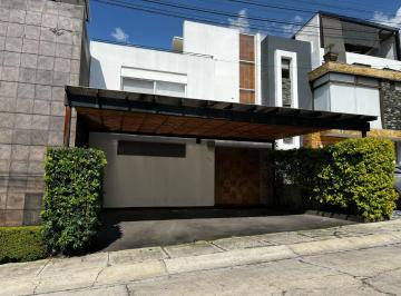 Casa de 3 habitaciones, Morelia · Casa a La Venta en La Huerta