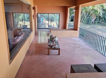 Casa · 850m² · 6 Recámaras · 8 Estacionamientos · Casa en Venta en Fracc. Limoneros, Cuernavaca
