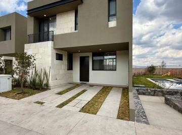 Casa · 186m² · 4 Recámaras · 2 Estacionamientos · Casa Charlotte en Zibatá Querétaro con Roof Top