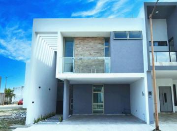 Casa de 3 habitaciones, Centro · Casa en Venta Fraccionamiento Real de Palmas
