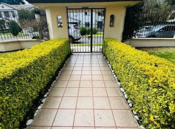 Casa · 560m² · 3 Recámaras · 3 Estacionamientos · Casa en Venta Metepec La Asunción