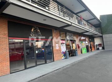 Local comercial · 69m² · 50 Estacionamientos · En Renta Local Comercial (4) Plaza El Punto Toluca Estado de México - (4)