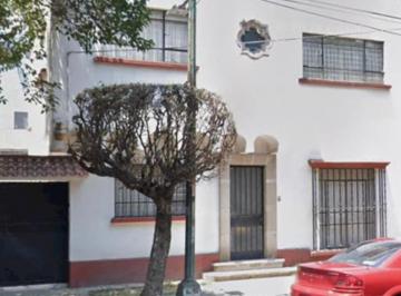 Casa · 300m² · 4 Recámaras · 2 Estacionamientos · Casa en Venta en Colonia del Valle, Benito Juárez, Cdmx