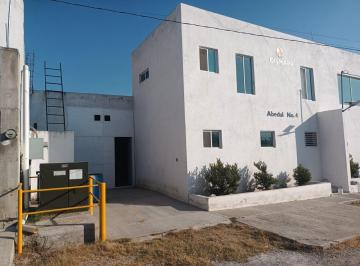 Oficina · 225m² · 2 Estacionamientos · Bodega en Venta El Sauz, Tequisquiapan Sup 200 m² (Titulo de Propiedad.)