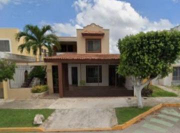 Casa de 4 habitaciones, Mérida · Hermosa Casa en Fracionamiento Las Américas de 150 m² en Venta!