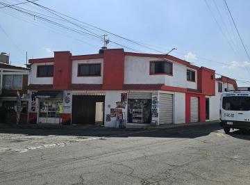 Casa · 540m² · 9 Recámaras · 4 Estacionamientos · Inmueble Habitacional / Comercial | a 6 Min del Tren Interurbano Estación Zinacantepec