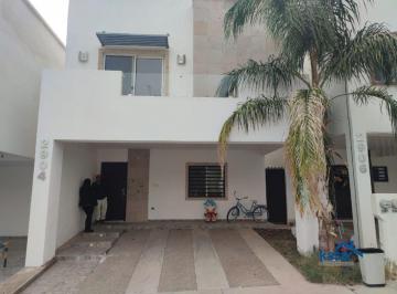 Casa de 3 habitaciones, Chihuahua · Casa en Venta, 189 - m² de Construcción, en Chihuahua, Chihuahua