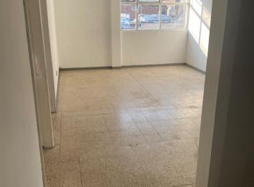 Estancia Principal · Oficina 80 m² | con Privados | Estacionamiento | Cerca Metro Valle Gomez