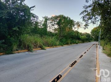 Terreno / Lote · 904m² · Terreno en Venta en Playa del Carmen