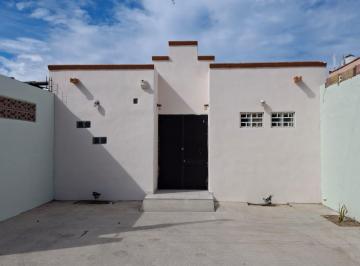 Local comercial · 112m² · 2 Estacionamientos · Local en Renta en Sta. María, La Paz, B. C. s.