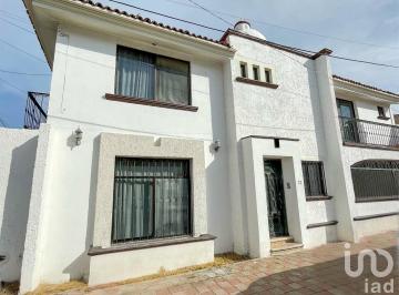 Casa · 264m² · 3 Recámaras · 2 Estacionamientos · Casa Zaragoza en Privada Col Fatima