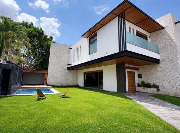 Casa de 4 habitaciones, Querétaro · Casa con Alberca, 4 Recámaras de 500 m² Terreno en Venta y Renta, Jurica