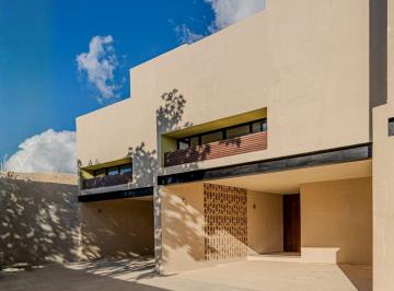Villa · 183m² · 3 Recámaras · 2 Estacionamientos · Villas Contemporánea Venta en Temozón Norte con Alberca Privada