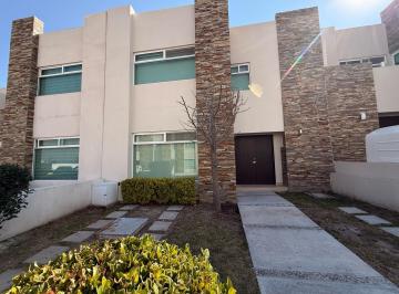 Casa en condominio · 150m² · 3 Recámaras · 2 Estacionamientos · Casa en Condominio - Fraccionamiento Zibatá