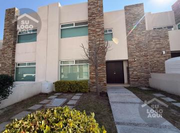 Casa en condominio · 150m² · 3 Recámaras · 2 Estacionamientos · Casa en Condominio - Fraccionamiento Zibatá
