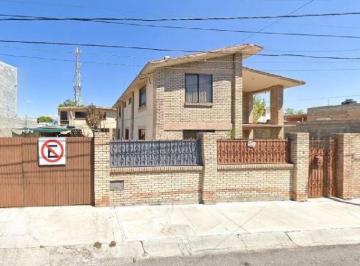 Casa de 5 habitaciones, Saltillo · Casa en Venta. Colonia América. Saltillo, Coahuila