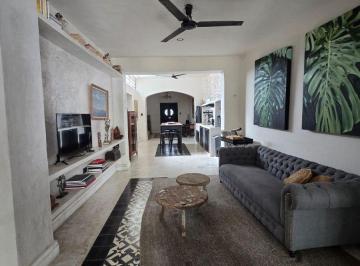Casa de 4 habitaciones, Mérida · Casa Amueblada en Barrio Santiago Merida