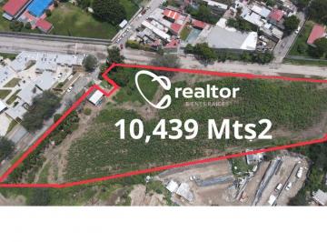 Terreno / Lote , San Pedro Tlaquepaque · Terreno en Venta en Tlaquepaque, Jalisco (Santa Maria Tequepexpan)