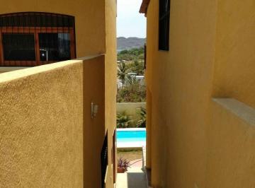 Casa · 238m² · 5 Recámaras · 2 Estacionamientos · Casa en Venta Colonia Primer Paso Cardenista, Fraccionamiento Las Salinas, Zihuatanejo, Zona Centro