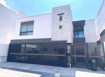 Casa · 276m² · 3 Recámaras · 3 Estacionamientos · Casa en Venta en Fraccionamiento Valle de Cumbres Premier, Garcia, Equipada, Privada