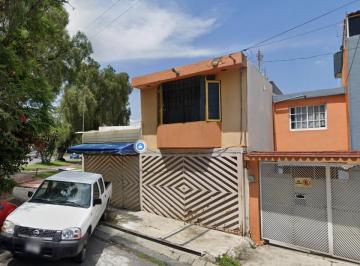 Casa de 3 habitaciones, Cuautitlán Izcalli · Venta de Casa en El Fraacionamiento Ensueños, Cautitlan Izcalli, Edo Mex