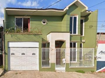 Casa de 4 habitaciones, Centro · Casa en Vnta Ubicada en Cuadrante II Punta Brava Tabasco
