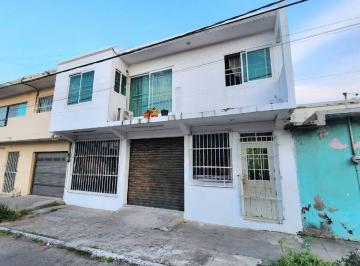 Casa de 1 habitación, Veracruz · Casa en Venta en Colonia 21 de Abril, Veracruz