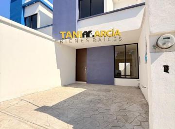 Casa de 3 habitaciones, Fortín · Vendo Casa Nueva en Fortín, Super Céntrica!.