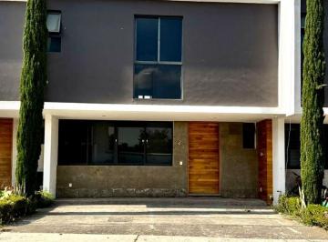 Casa en condominio de 3 habitaciones, Tlajomulco de Zúñiga · Casa en Venta en Puerta Galicia