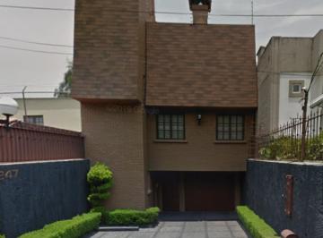Casa de 6 habitaciones, Alvaro Obregón · Casa en Venta. Colonia Jardines del Pedregal. Álvaro Obregón, Cdmx