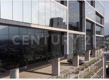 Oficina · 258m² · 11 Estacionamientos · Oficina en Venta en Col. Jardin de San Jeronimo en Monterrey