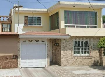 Casa de 3 habitaciones, Tlalnepantla de Baz · Casa en Venta, Colonia Habit. Valle de Santa Monica, por Remate, Excelente Oportunidad