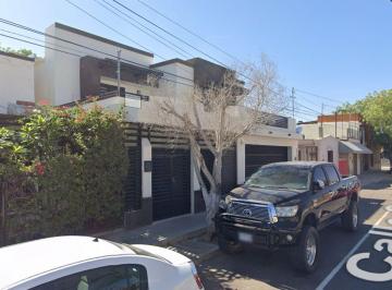 Casa de 4 habitaciones, Hermosillo · Hermosa Casa con Excelemte Distribucion, Ubicacion de Alta Plusvalia