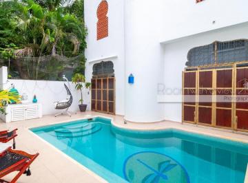 Edificio · 575m² · 9 Recámaras · Edificio Comercial in Playa del Carmen