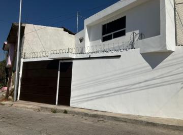 Casa · 175m² · 3 Recámaras · 1 Estacionamiento · Venta Casa Col Romero Vargas Zona Forjadores