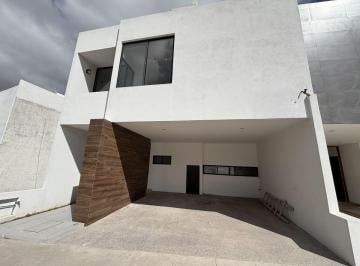 Casa de 3 habitaciones, San Luis Potosí · Casa en Venta en Residencial Campo Azul en San Luis Potosi con Roof