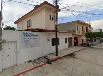 Casa de 3 habitaciones, Jiutepec · Venta de Casa en La Colonia Atlacomulco, Jiutepec de Morelos