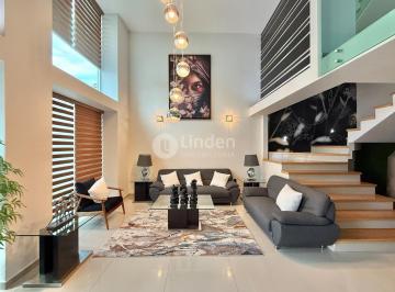 Casa · 372m² · 3 Recámaras · 2 Estacionamientos · Casa en Venta en Parque Terrranova, Lomas de Angelópolis.