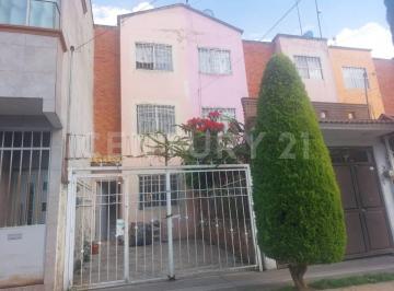 Casa · 92m² · 3 Recámaras · 1 Estacionamiento · Casa en Venta en Villas de San Martin Chalco Estado de Mexico