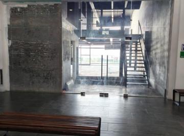 Local comercial · 97m² · Renta Local 18 P. a en Plaza Xanat