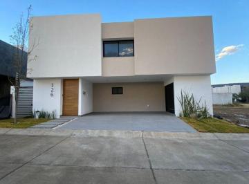 Casa de 3 habitaciones, León · Casa en Renta Lomas del Molino IV