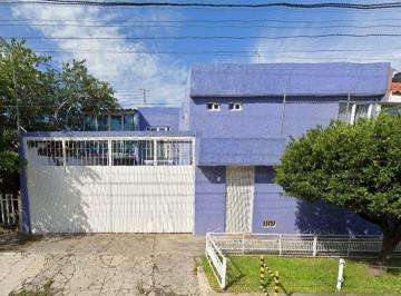 Casa de 4 habitaciones, Zapopan · Casa en Venta. Colonia Pinar de La Calma. Zapopan, Jalisco