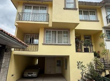 Departamento · 382m² · 3 Recámaras · 3 Estacionamientos · Casa en Interlomas $10,650,000 en Condominio. Valle de Las Palmas. Huixquilucan.